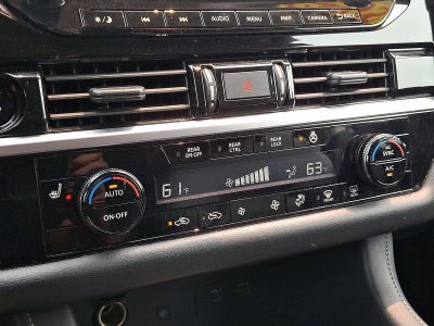2025 Nissan Pathfinder SL 4WD