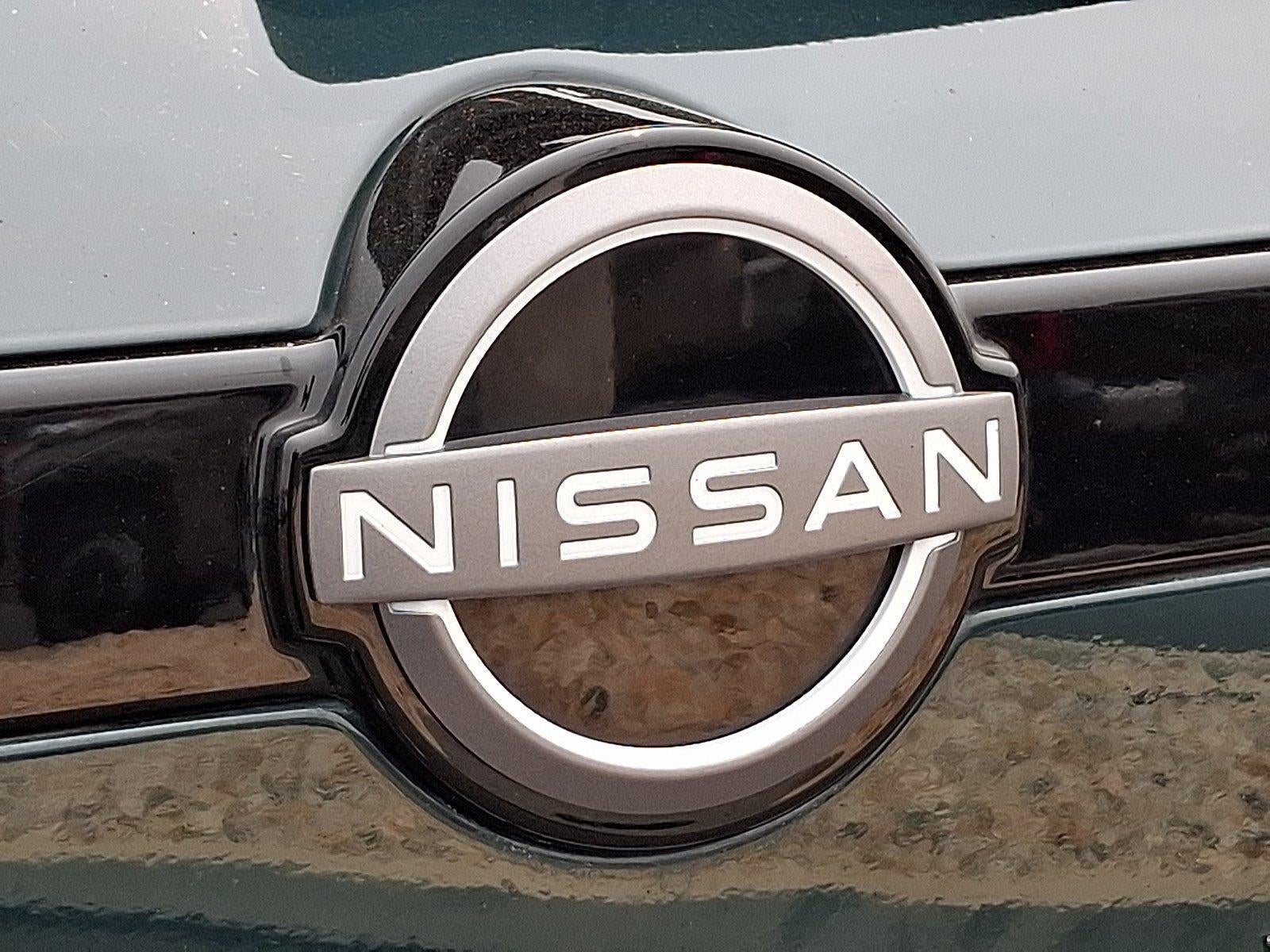 2025 Nissan Pathfinder SL 4WD