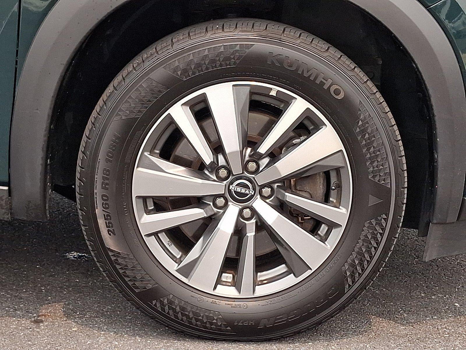 2025 Nissan Pathfinder SL 4WD