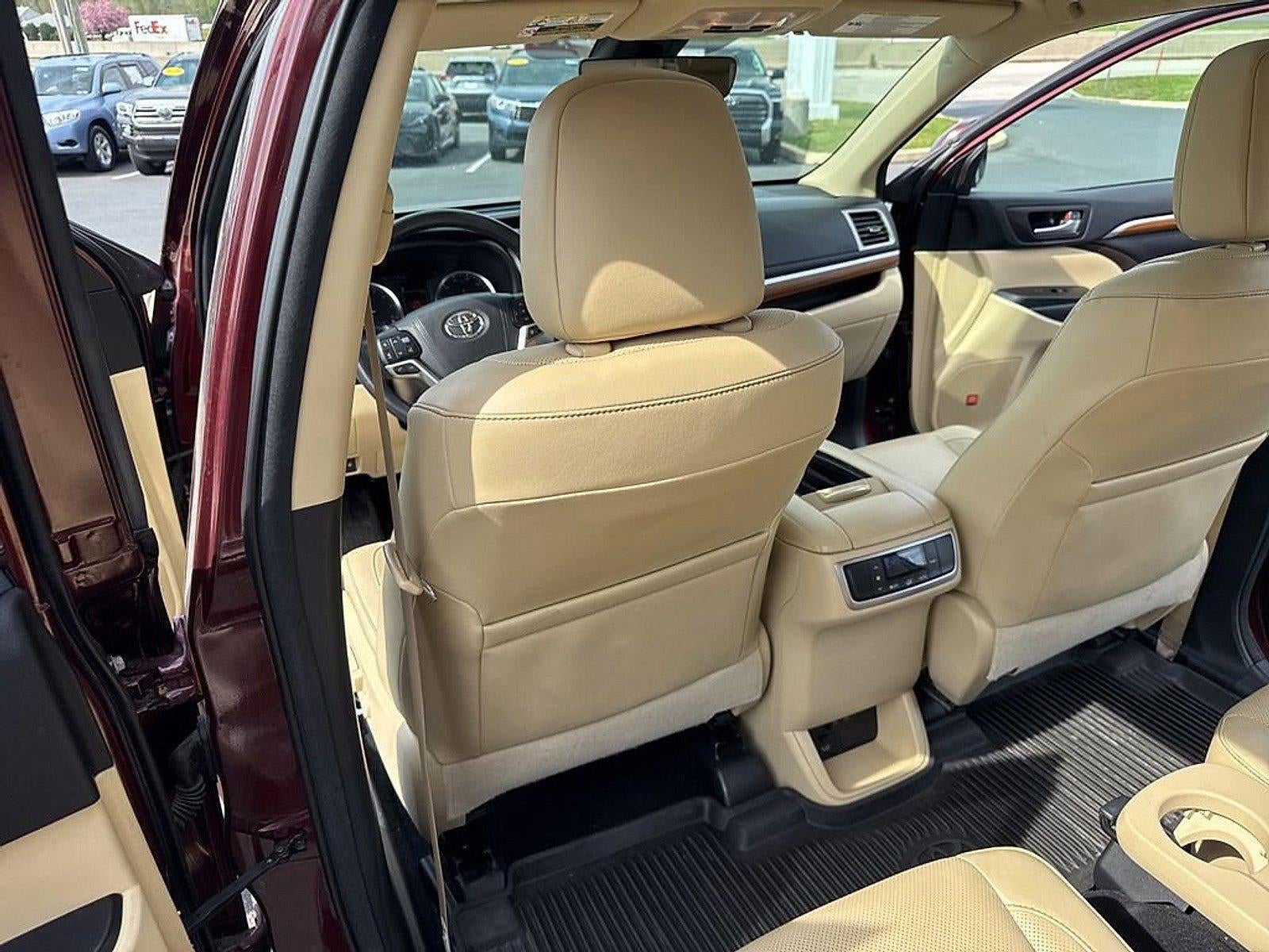 2018 Toyota Highlander Limited V6 AWD (Natl)