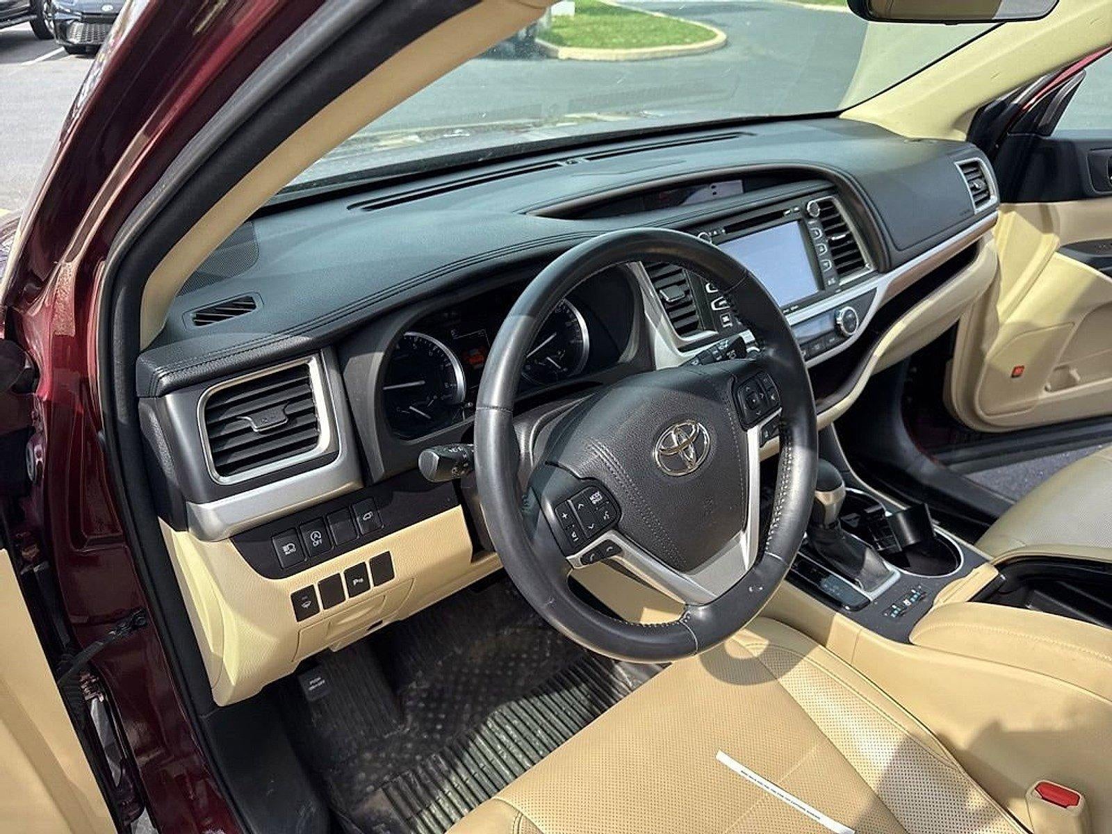2018 Toyota Highlander Limited V6 AWD (Natl)