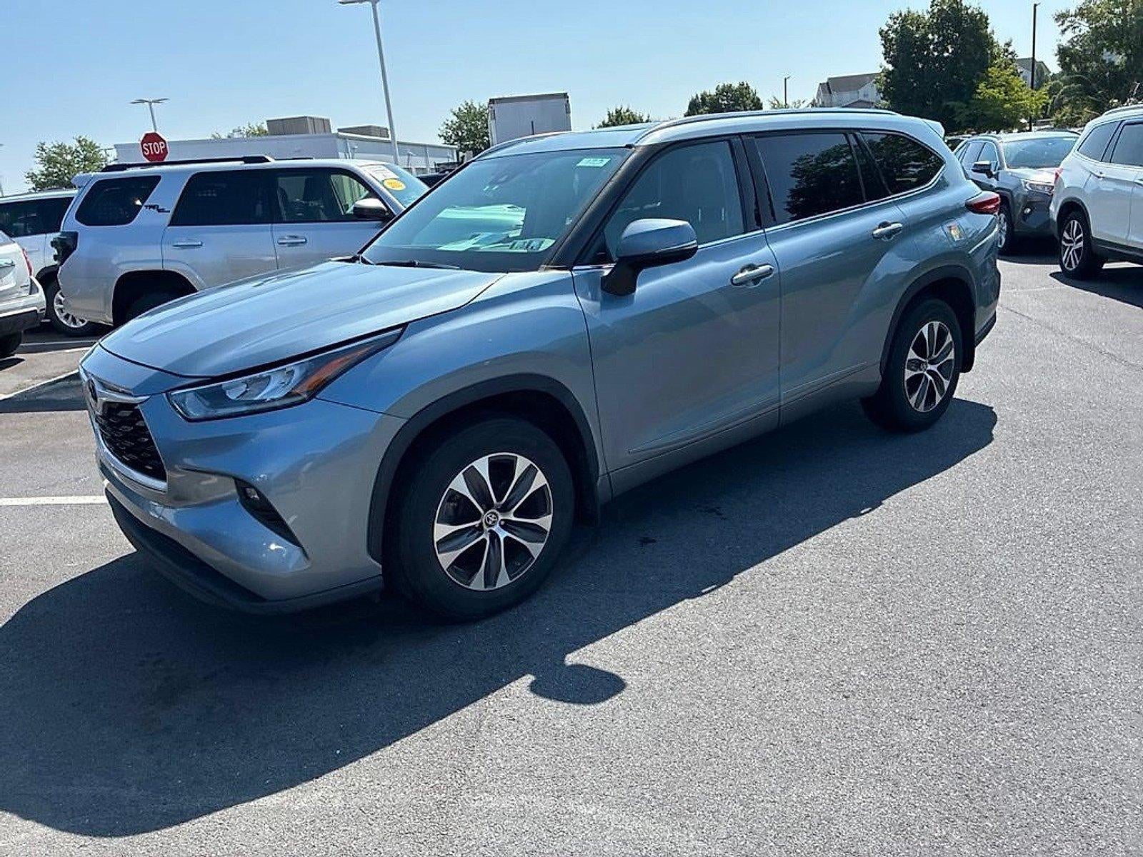 2020 Toyota Highlander XLE AWD (Natl)