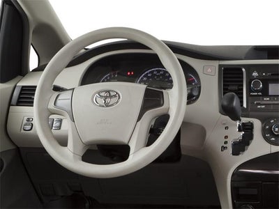 2013 Toyota Sienna 5dr 7-Pass Van V6 LE AWD (Natl)
