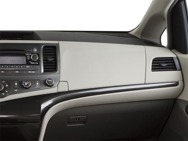 2013 Toyota Sienna 5dr 7-Pass Van V6 LE AWD (Natl)