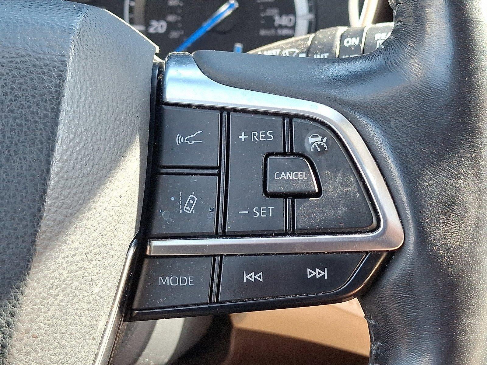 2020 Toyota Highlander Hybrid Limited AWD (Natl)