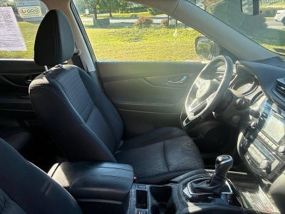 2017 Nissan Rogue AWD SV