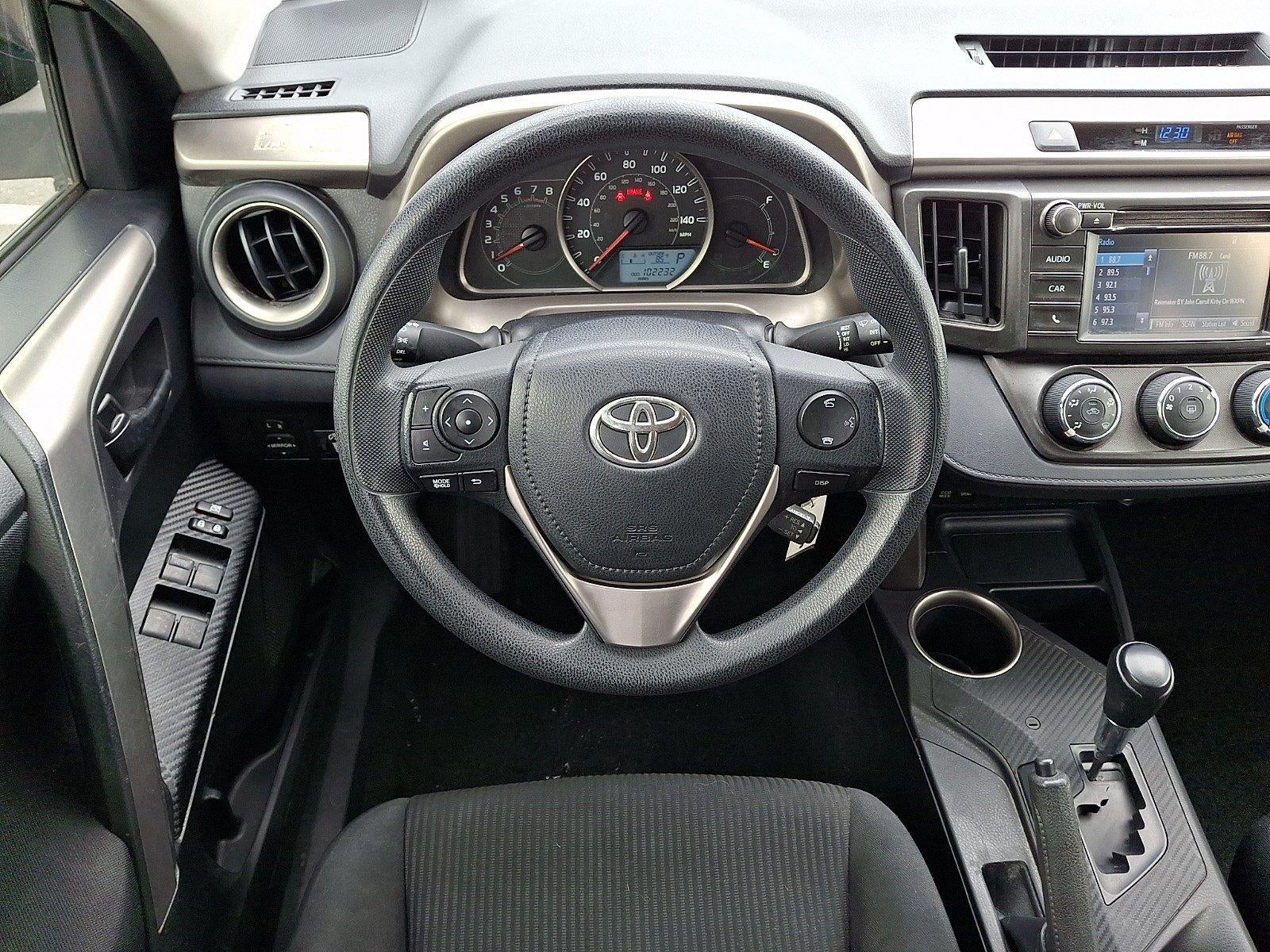 2015 Toyota RAV4 AWD 4dr LE (Natl)