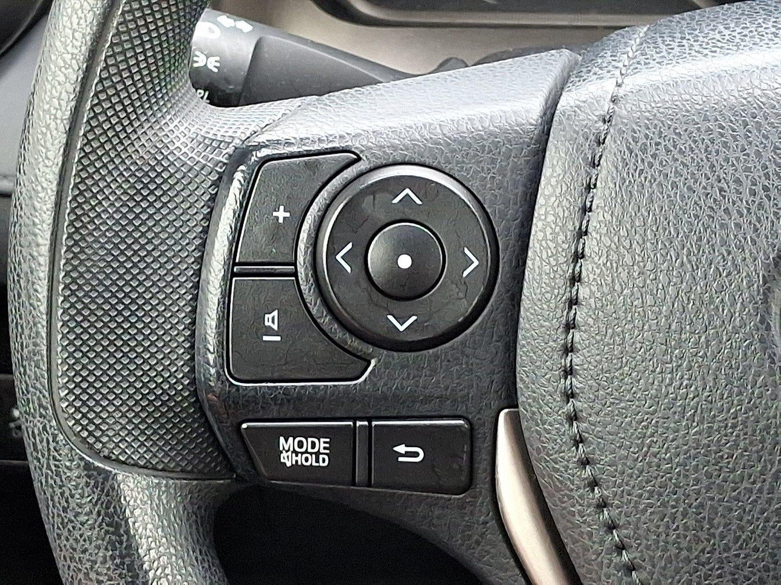 2015 Toyota RAV4 AWD 4dr LE (Natl)