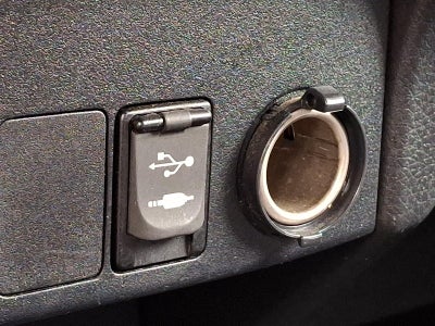 2015 Toyota RAV4 AWD 4dr LE (Natl)