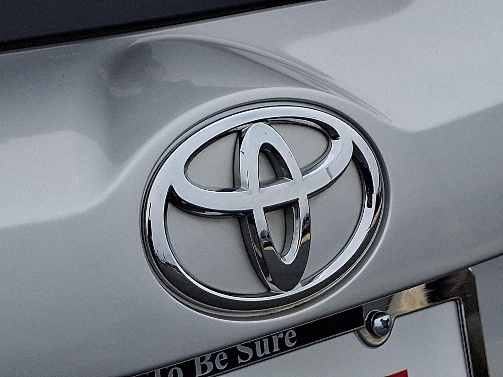 2015 Toyota RAV4 AWD 4dr LE (Natl)