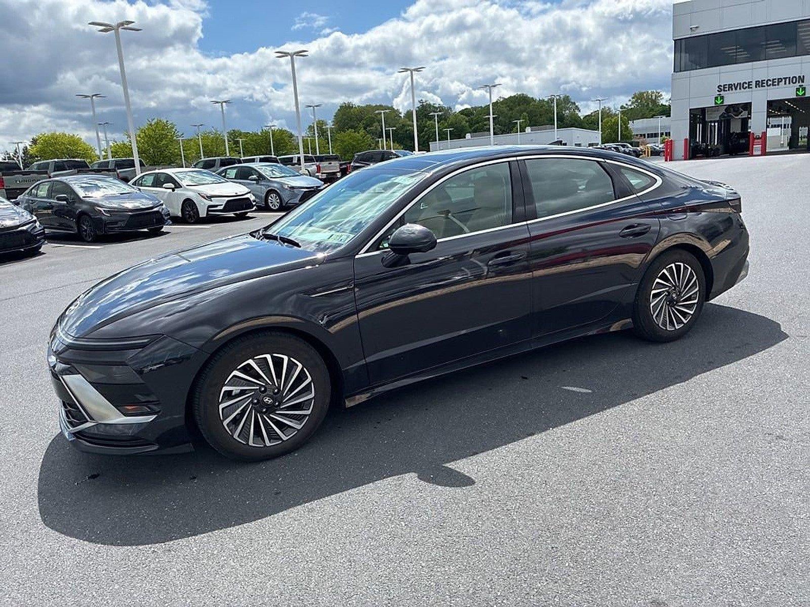 2025 Hyundai SONATA Hybrid Limited FWD