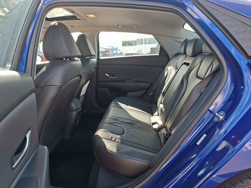 2024 Hyundai ELANTRA Limited IVT