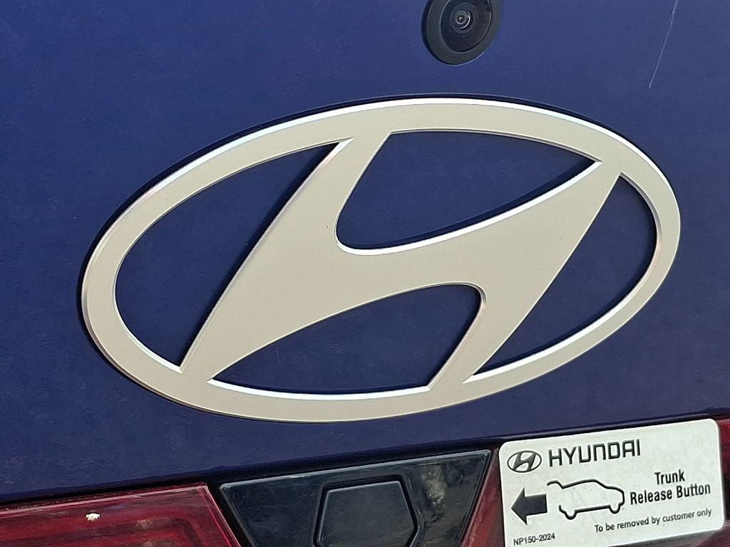 2024 Hyundai ELANTRA Limited IVT