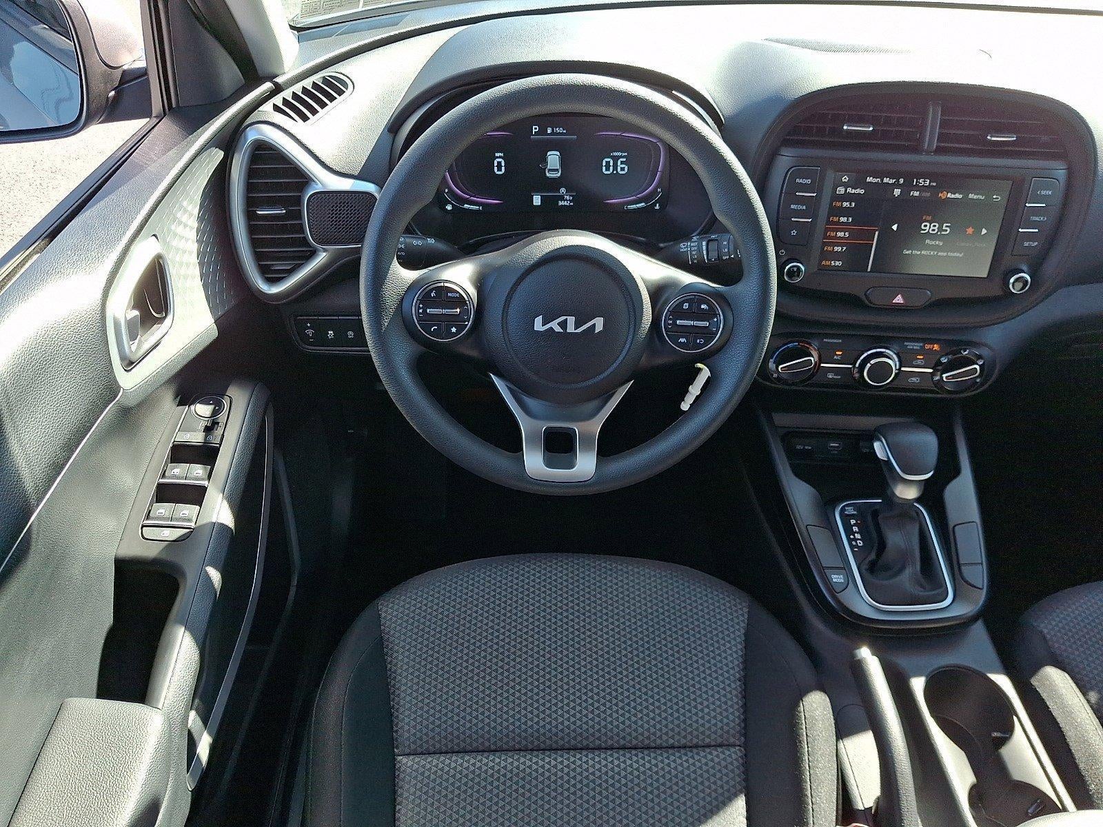 2025 Kia Soul LX FWD