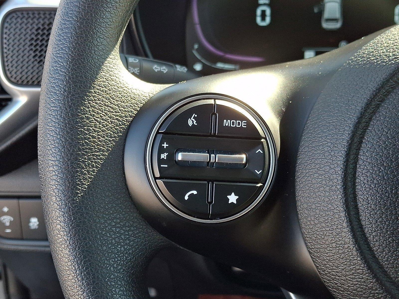 2025 Kia Soul LX FWD