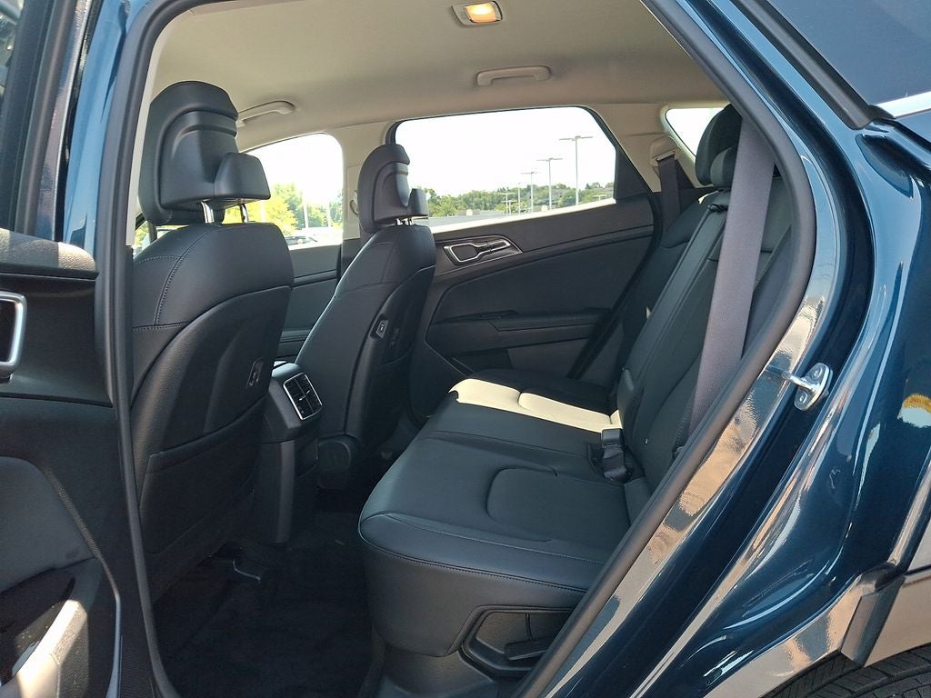 2024 Kia Sportage Hybrid EX AWD