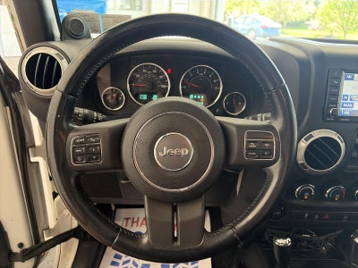 2012 Jeep Wrangler Unlimited 4WD 4dr Sahara