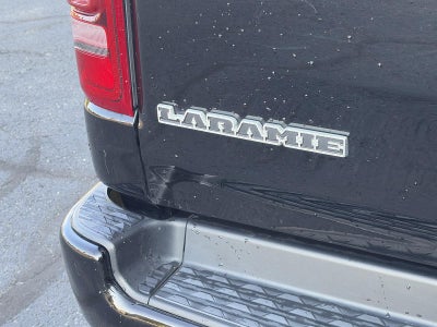 2019 RAM 1500 Laramie 4x4 Crew Cab 5'7" Box