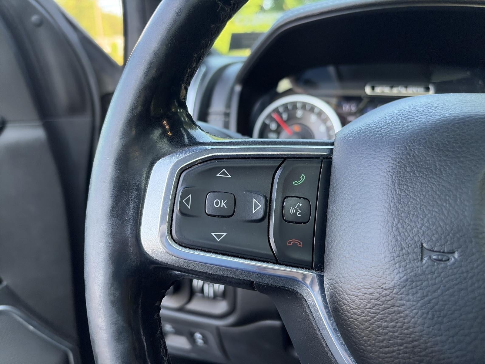 2019 RAM 1500 Laramie 4x4 Crew Cab 5'7" Box