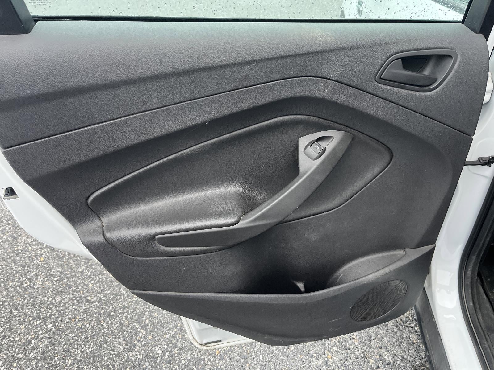 2015 Ford Escape FWD 4dr S