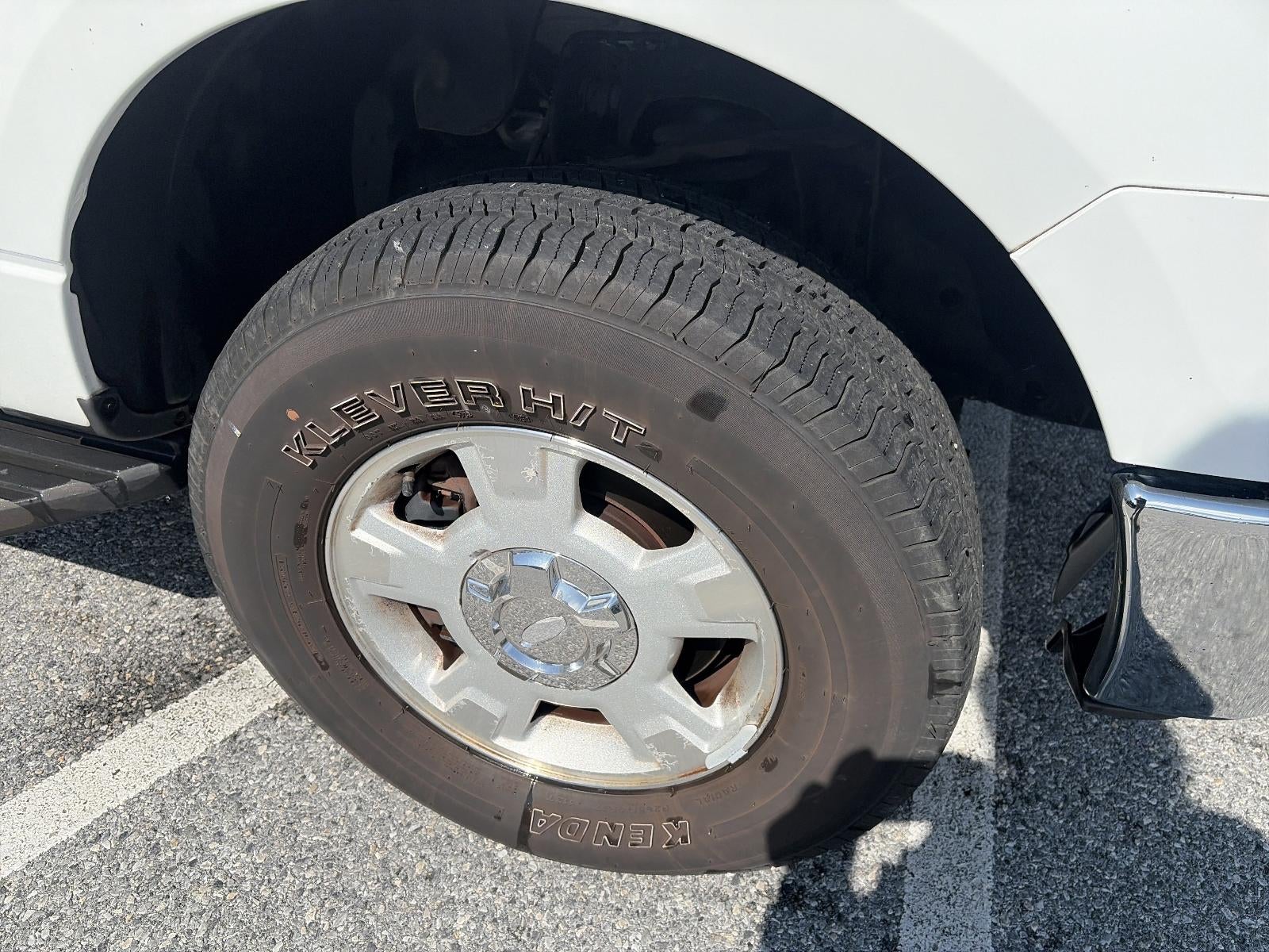 2013 Ford F-150 4WD SuperCrew 5-1/2 Ft Box XLT