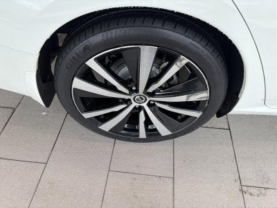 2021 Nissan Altima 2.5 SR Sedan