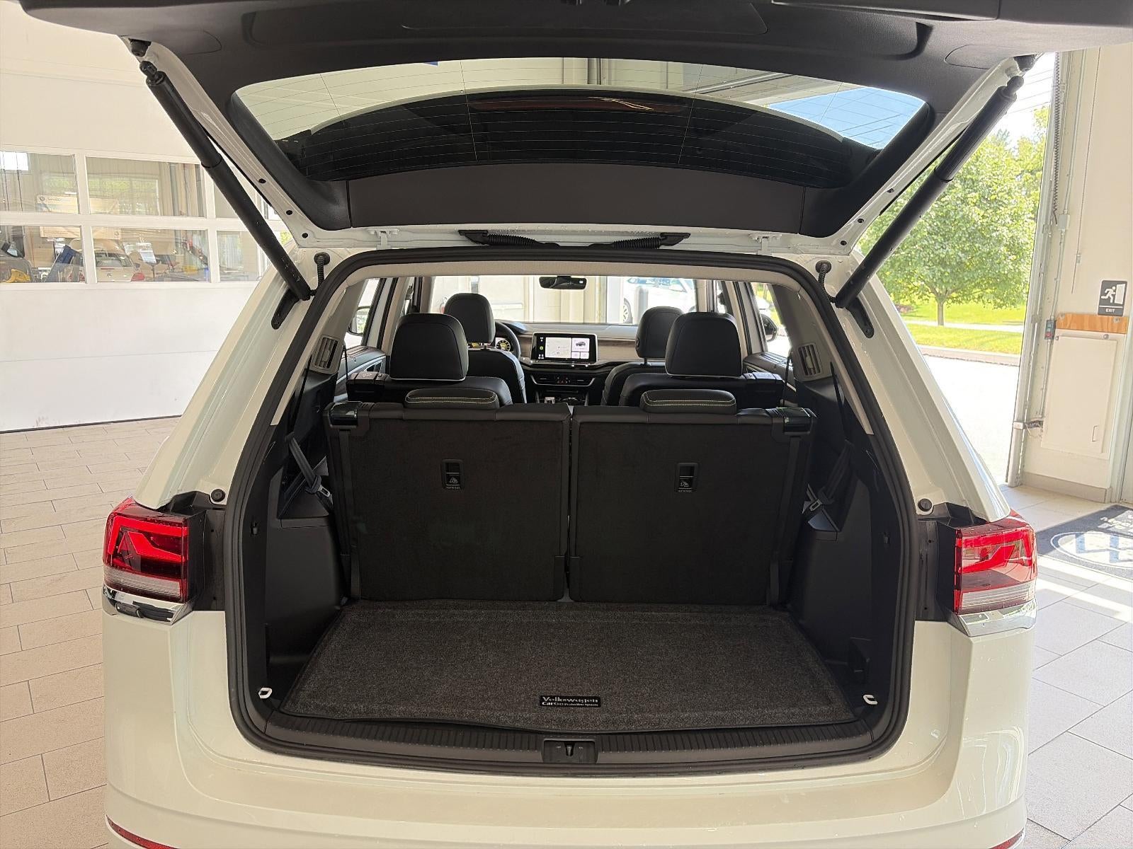 2026 Volkswagen Atlas 2.0T SEL Premium R-Line 4MOTION