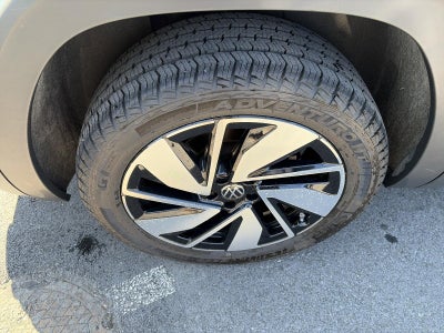 2024 Volkswagen Atlas 2.0T SE w/Technology 4MOTION
