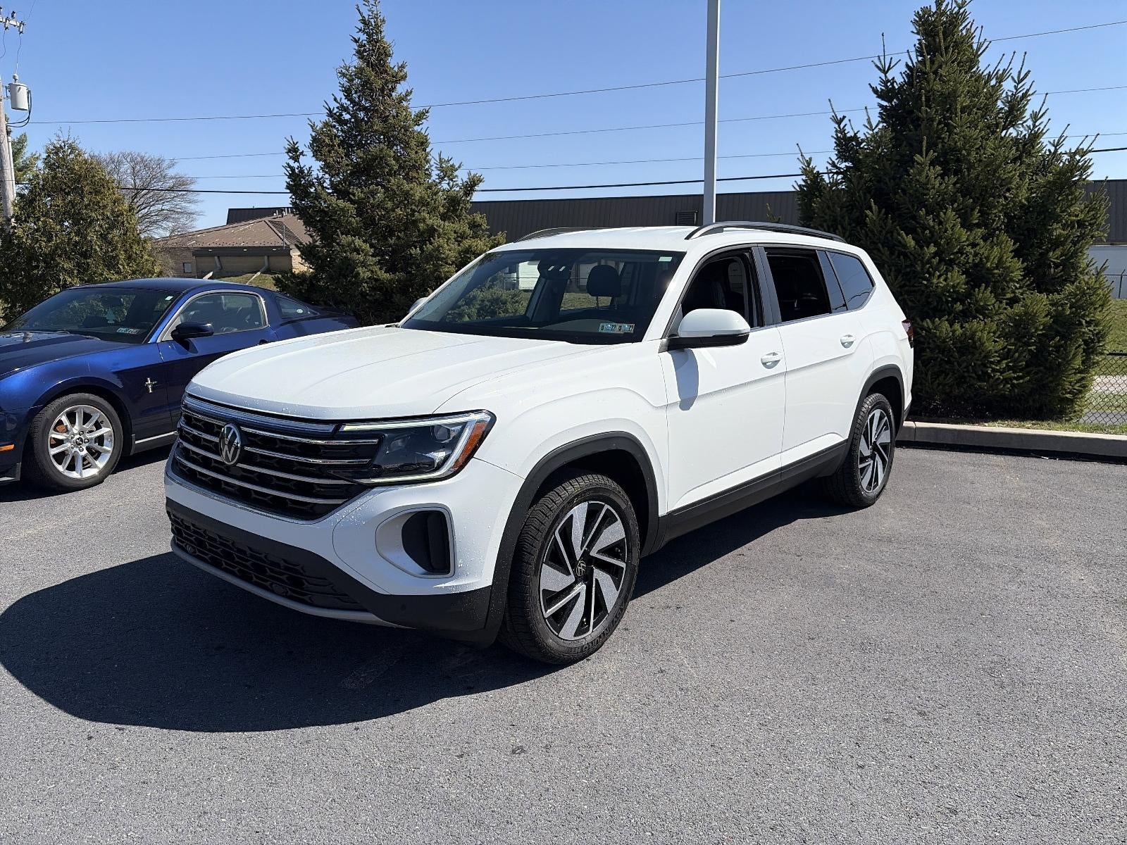 2024 Volkswagen Atlas 2.0T SE w/Technology 4MOTION