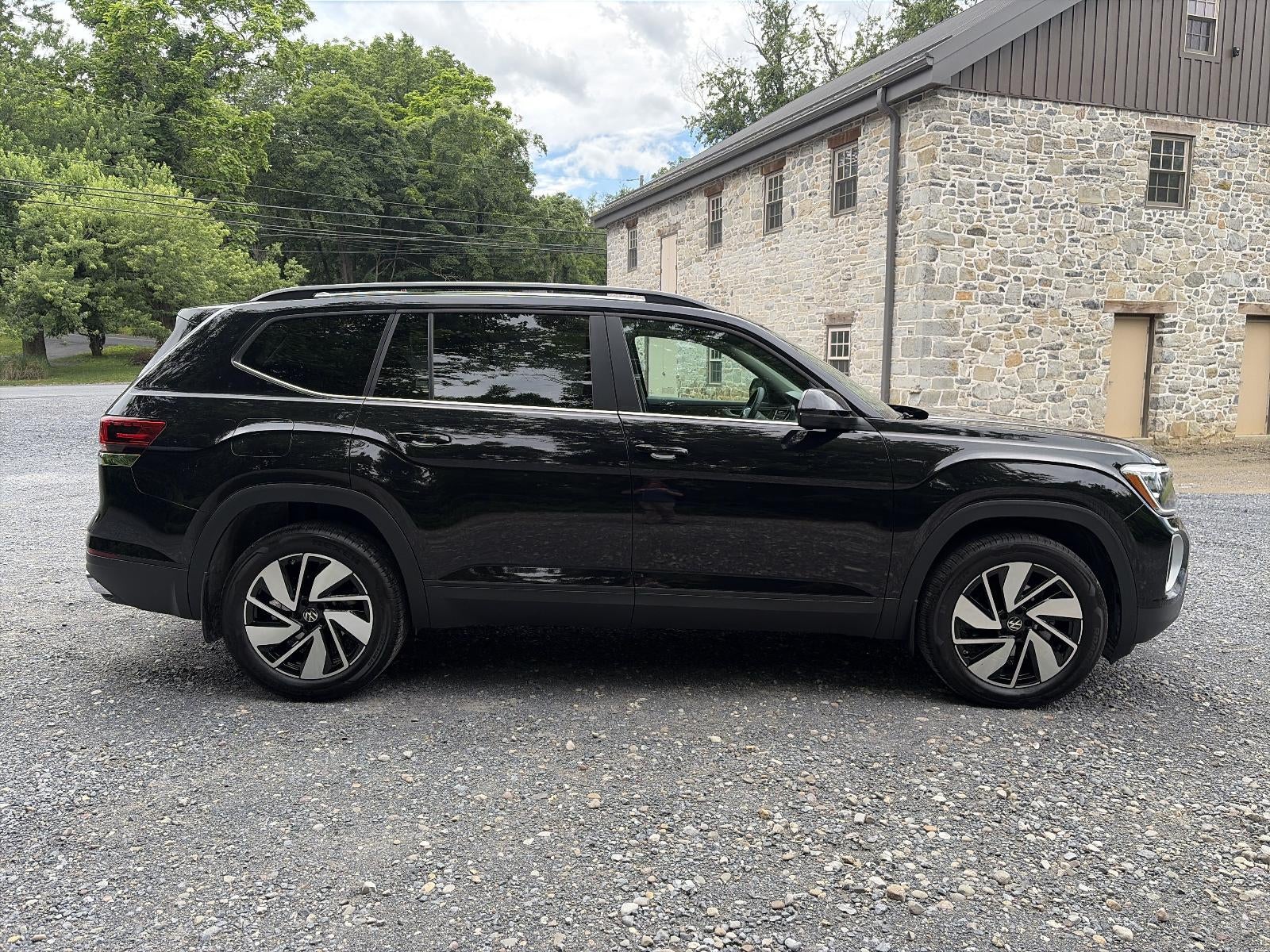 2026 Volkswagen Atlas 2.0T SE w/Technology 4MOTION
