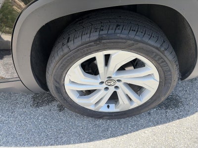 2023 Volkswagen Atlas 2.0T SE w/Technology 4MOTION