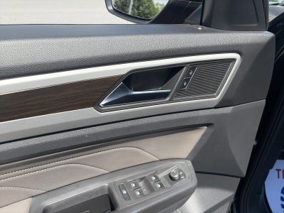 2023 Volkswagen Atlas 2.0T SE w/Technology 4MOTION