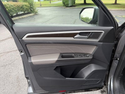 2022 Volkswagen Atlas 3.6L V6 SE w/Technology 4MOTION