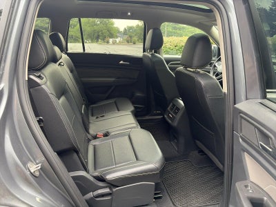 2022 Volkswagen Atlas 3.6L V6 SE w/Technology 4MOTION