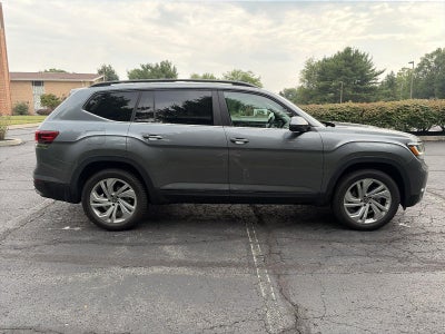 2022 Volkswagen Atlas 3.6L V6 SE w/Technology 4MOTION