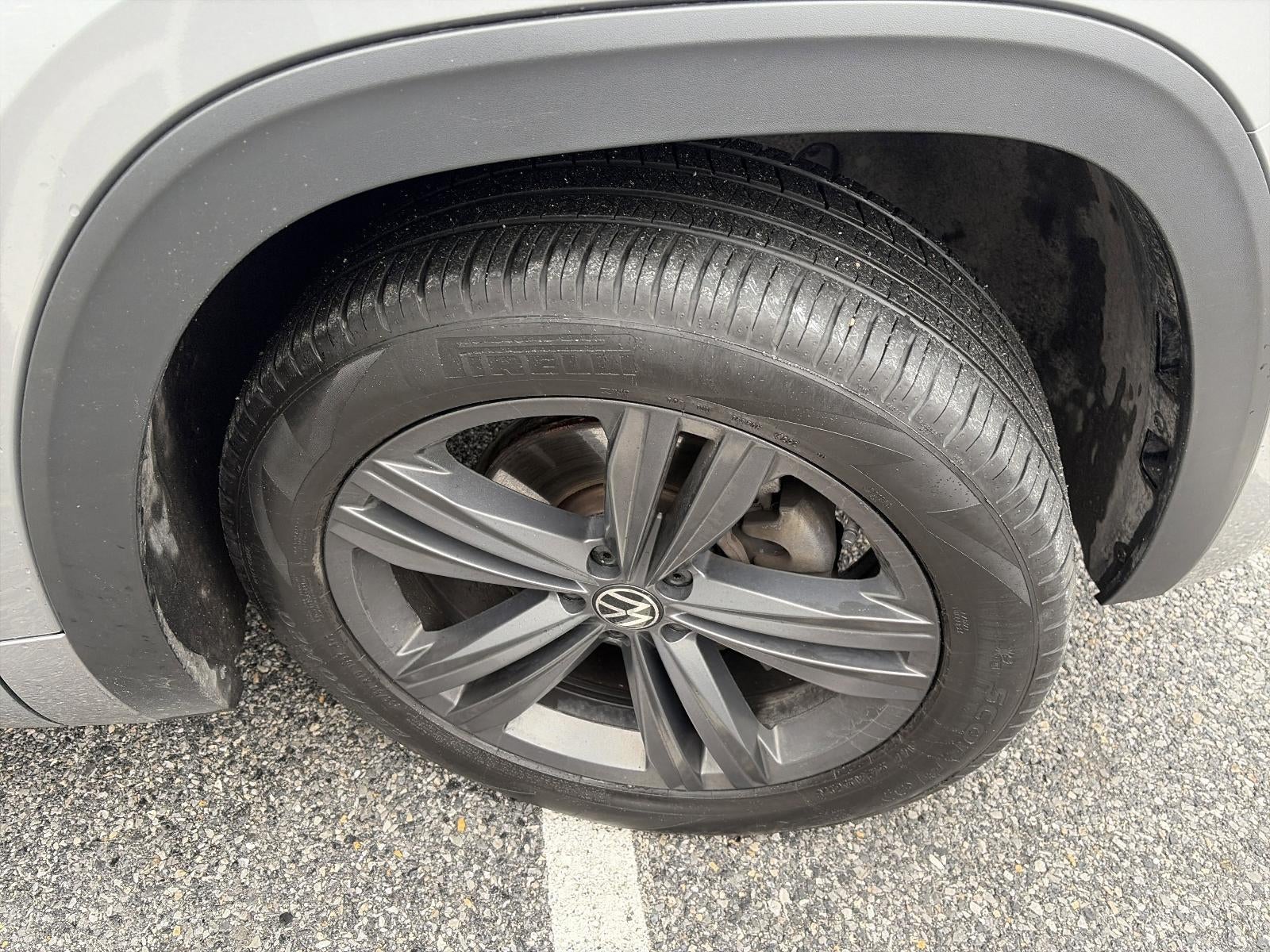 2021 Volkswagen Atlas 3.6L V6 SE w/Technology R-Line 4MOTION *Ltd Avail*