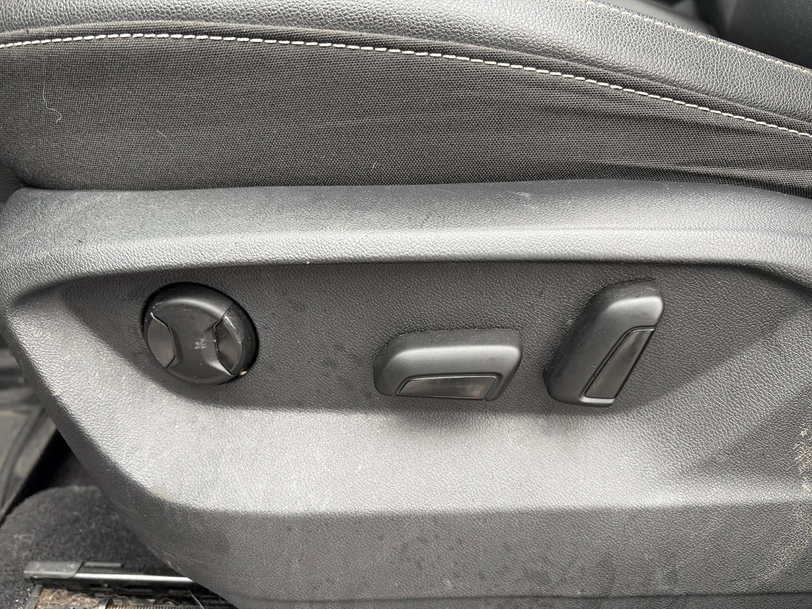 2021 Volkswagen Atlas 3.6L V6 SE w/Technology R-Line 4MOTION *Ltd Avail*