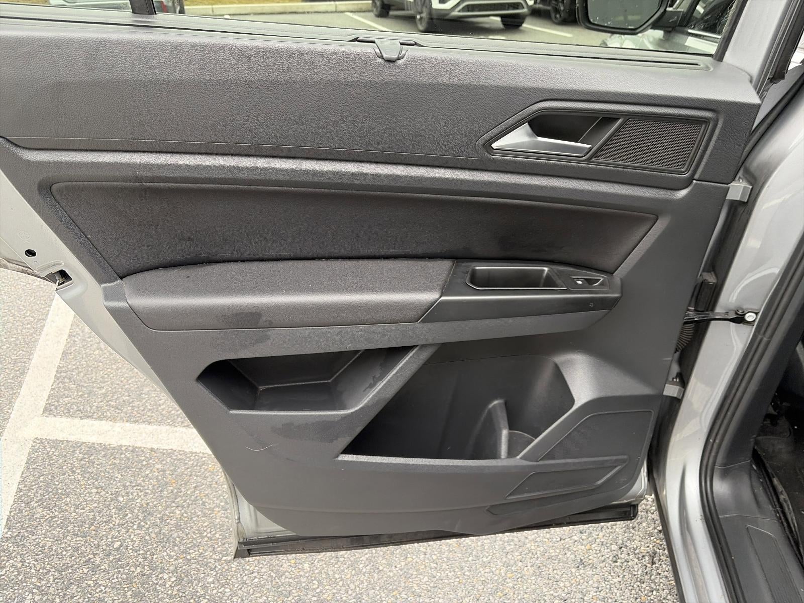 2021 Volkswagen Atlas 3.6L V6 SE w/Technology R-Line 4MOTION *Ltd Avail*