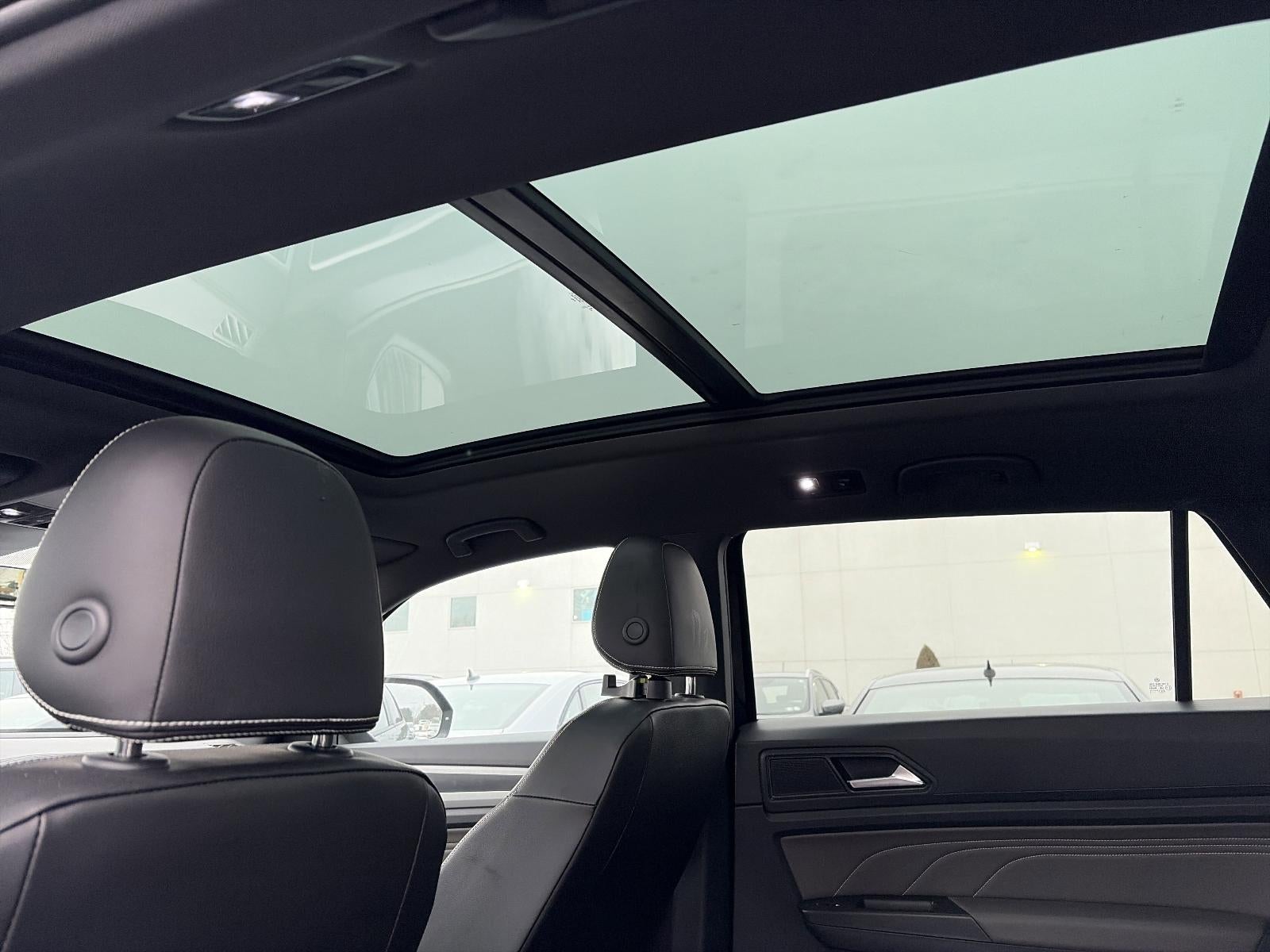 2023 Volkswagen Atlas Cross Sport 3.6L V6 SEL R-Line Black 4MOTION