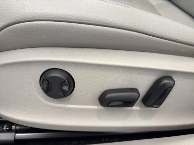 2018 Volkswagen Passat 2.0T SE w/Technology Auto