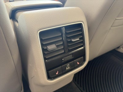 2018 Volkswagen Passat 2.0T SE w/Technology Auto