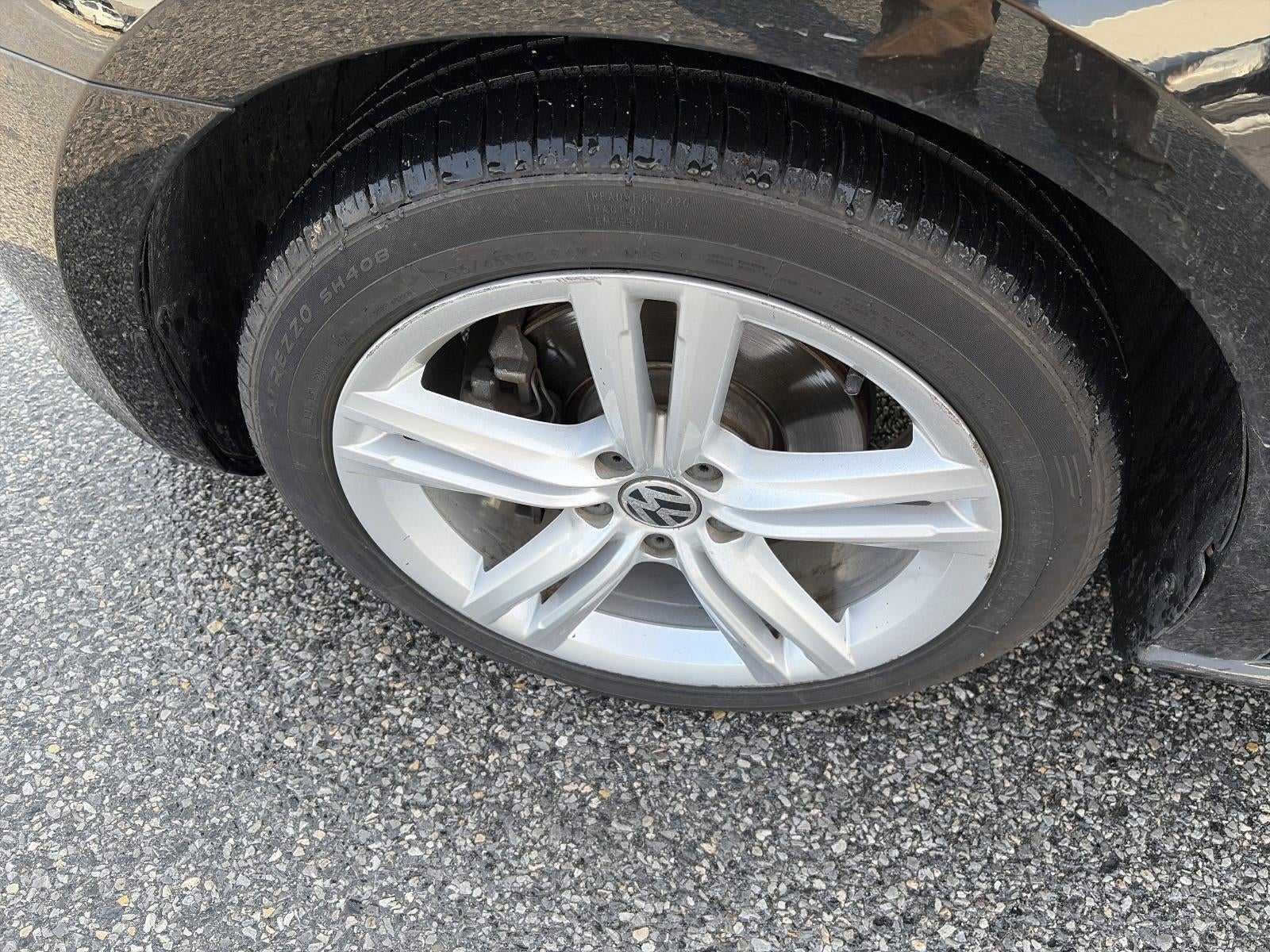 2014 Volkswagen Passat 4dr Sdn 1.8T Auto SEL Premium PZEV