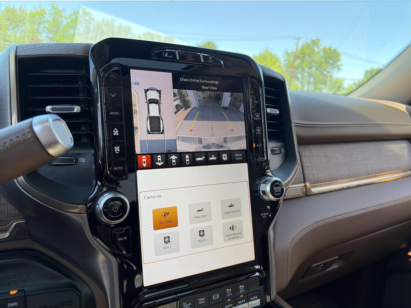 2023 RAM 3500 Longhorn 4x4 Crew Cab 8' Box
