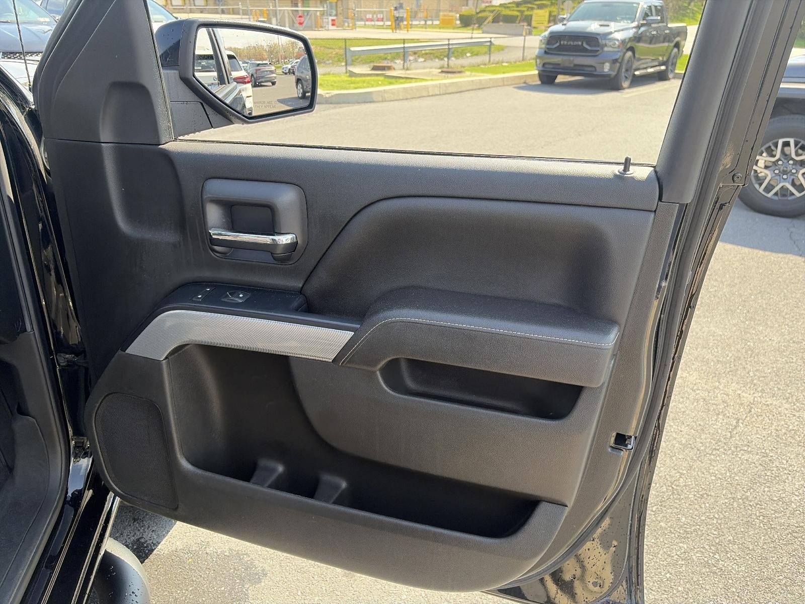 2018 Chevrolet Silverado 1500 Crew Cab Short Box 4-Wheel Drive LT Z71