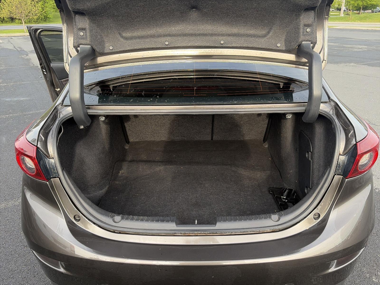 2017 Mazda Mazda3 4-Door Touring Auto