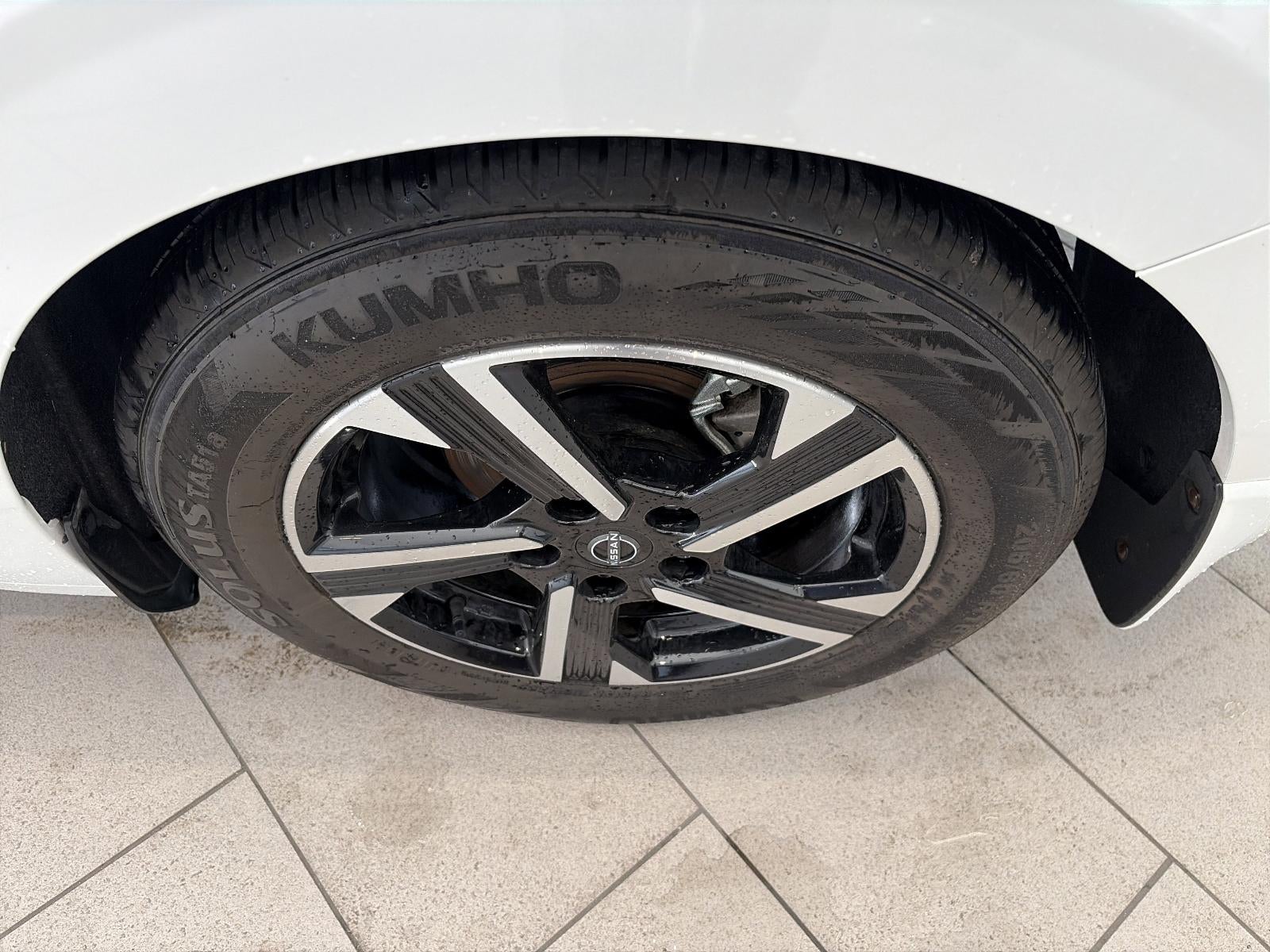 2024 Nissan Sentra SV CVT