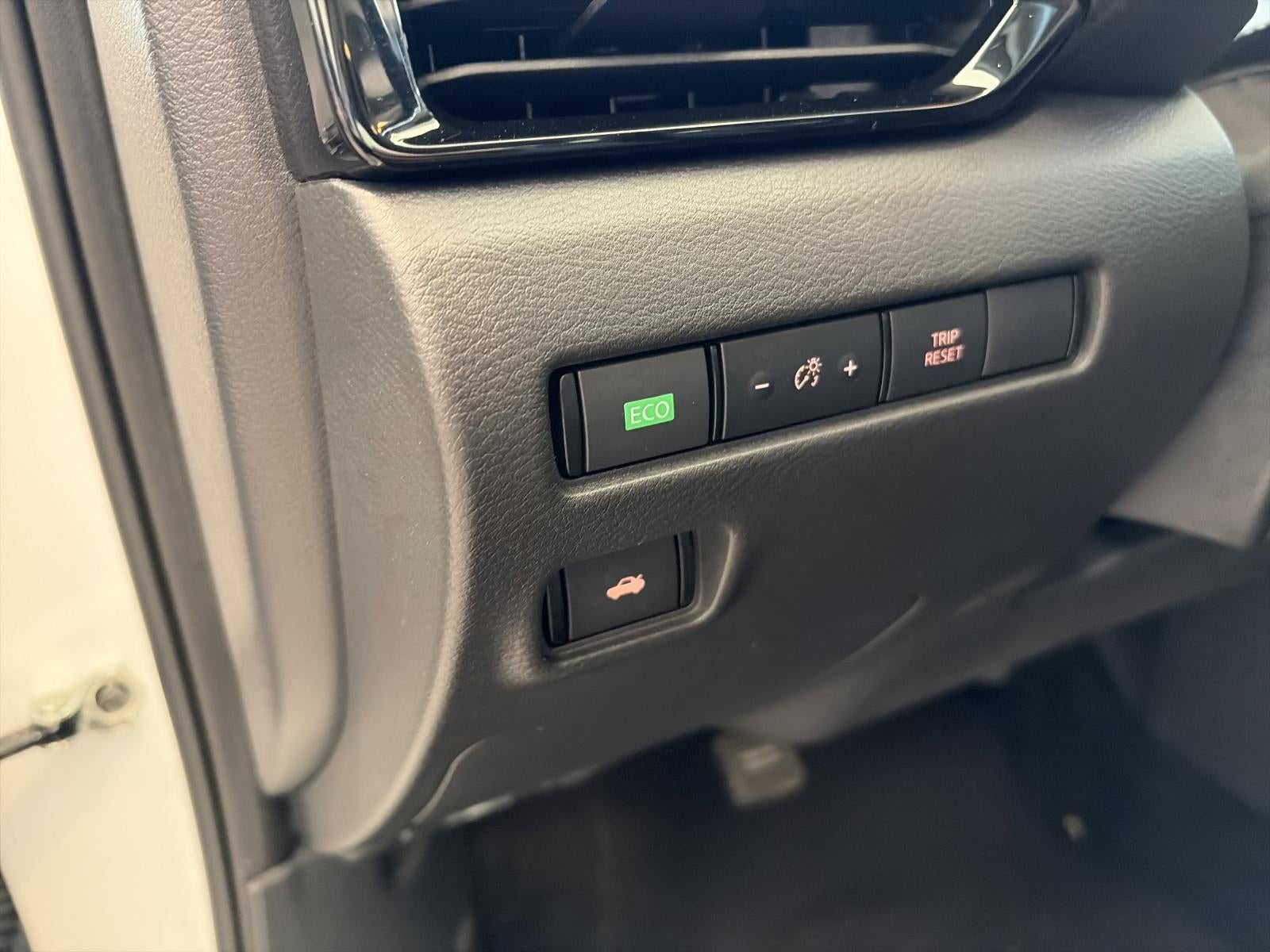 2024 Nissan Sentra SV CVT