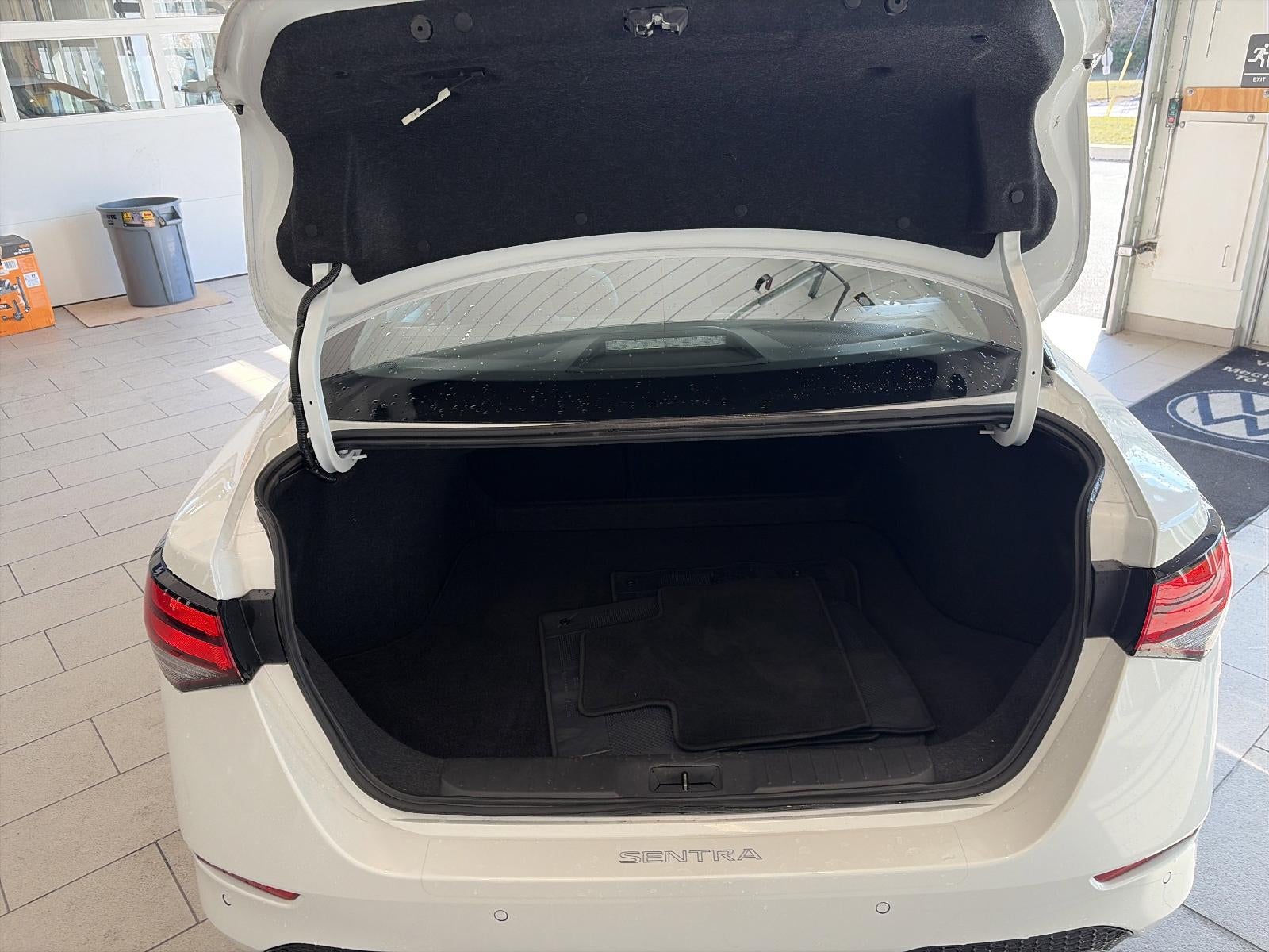 2024 Nissan Sentra SV CVT