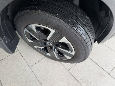 2025 Nissan Kicks SV AWD
