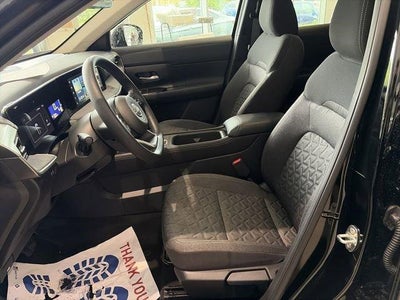 2025 Nissan Kicks SV AWD